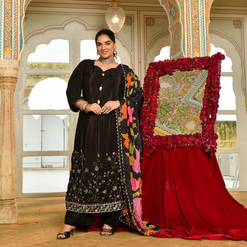 Black-Suit-Set-Ananya-SCL_2683-1.webp