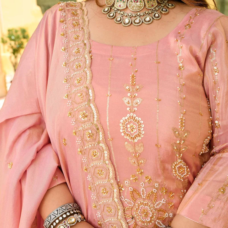Light-Pink-Lehanga-Set-Lavina-SCL_1967-1.webp